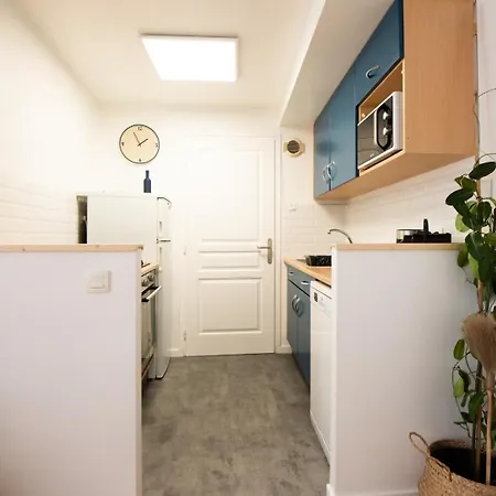 Amazing And Quiet Duplex In The Center ! *